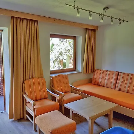Gaestehaus Zur Faerbe Apartments Oberstdorf Room photo