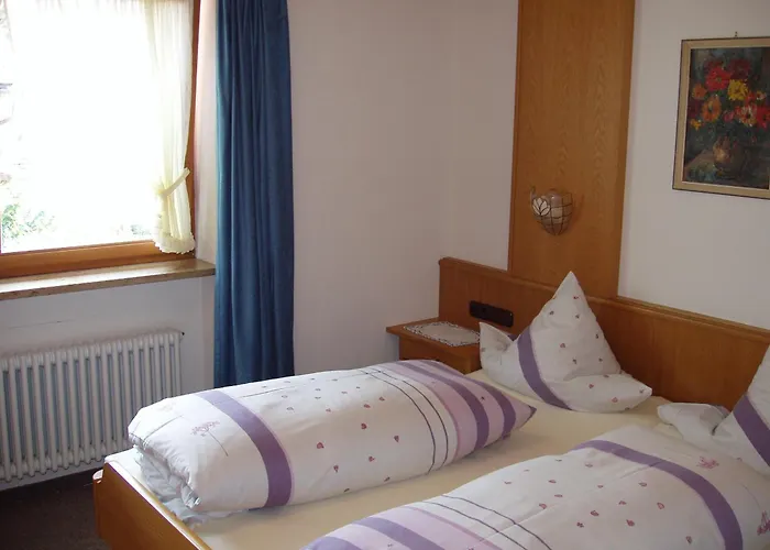 Gaestehaus Zur Faerbe Apartments