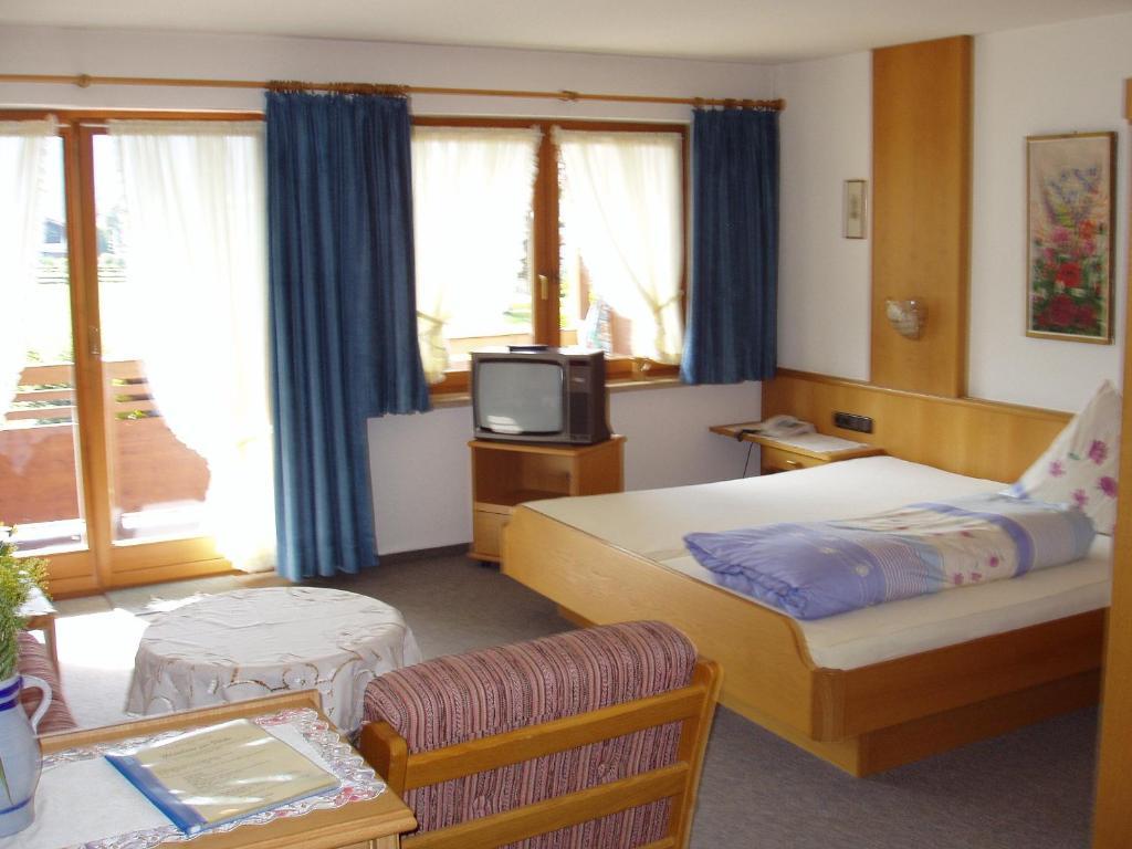 Apartment Gastehaus Zur Farbe